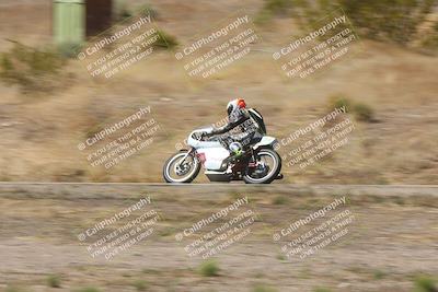 media/Apr-20-2025-AHRMA (Sun) [[393a79c373]]/Race/Group 2/Turn 4b/